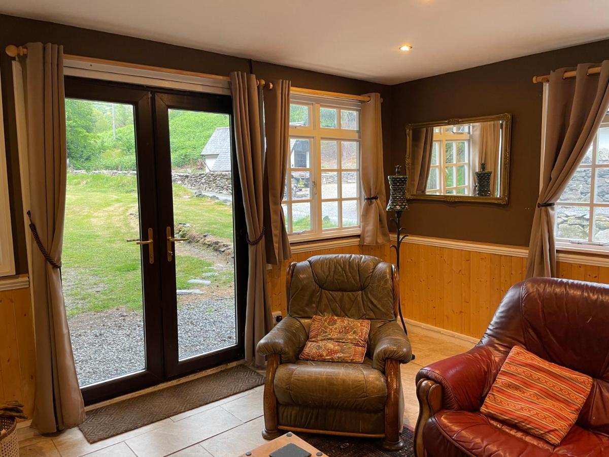 Cuckoo Cabin, Tyn Y Cwm Eglwys-Fach Kültér fotó